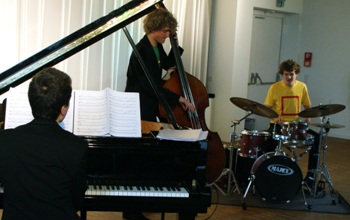web_-_JazzTrio