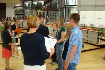 Charlotte Barth grünes T Shirt 1 web