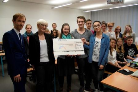 KüPro-Klasse erhält Unterstützung von der Volksbank für das 25jährige Jubiläum