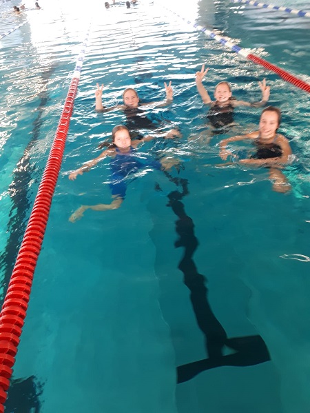 Jugend trainiert für Olympia in der Sportart Schwimmen