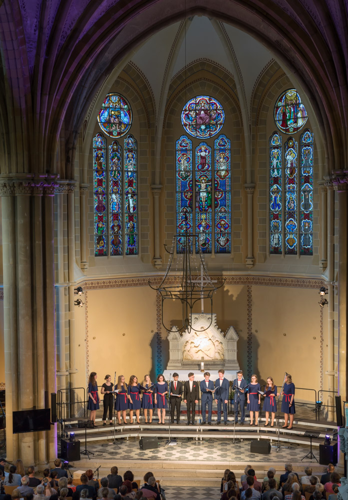 2759DC01 A377 40C5 974B E159D69F7356