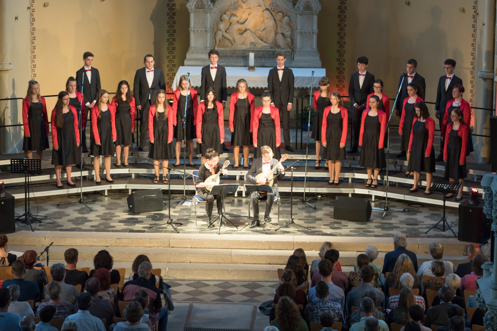 A766F11F 000F 41A8 B457 3BD2D80E664D