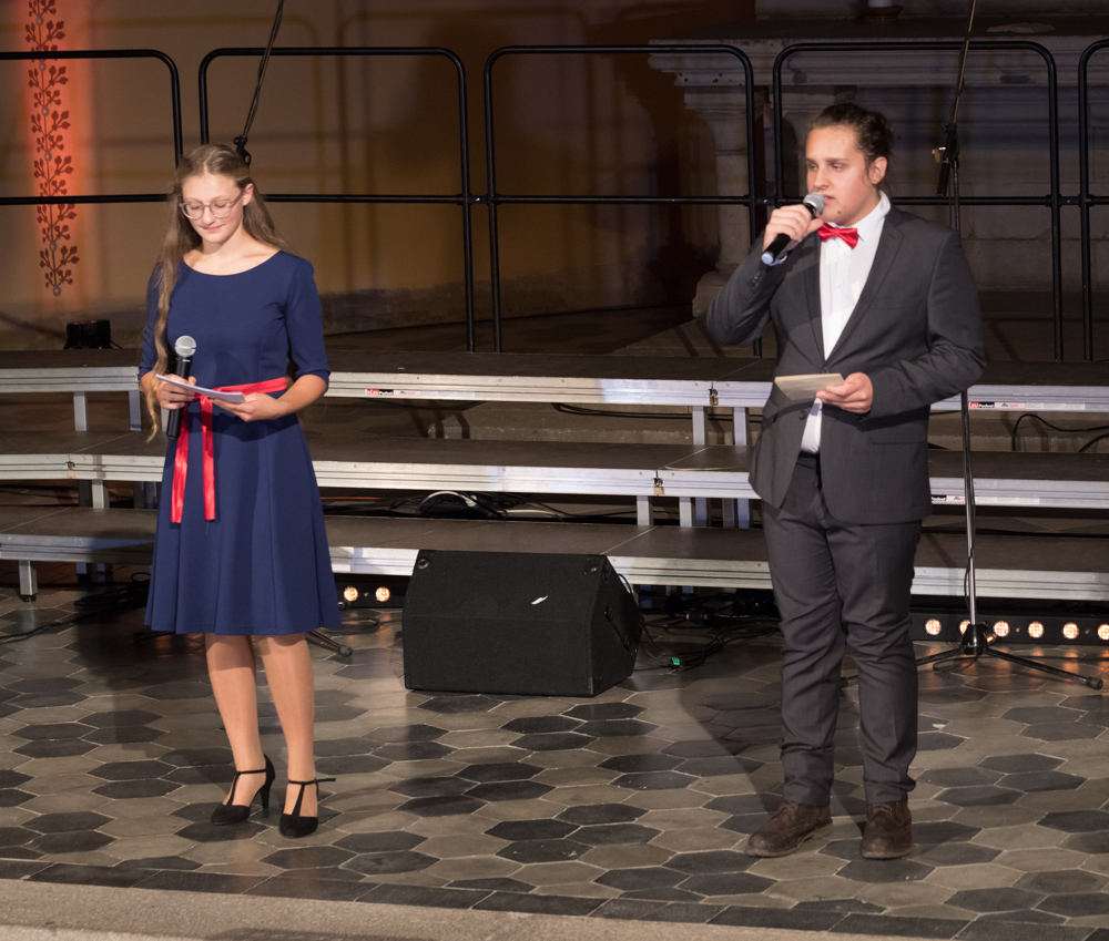 B4E21854 2432 488E 8616 851793DE493D