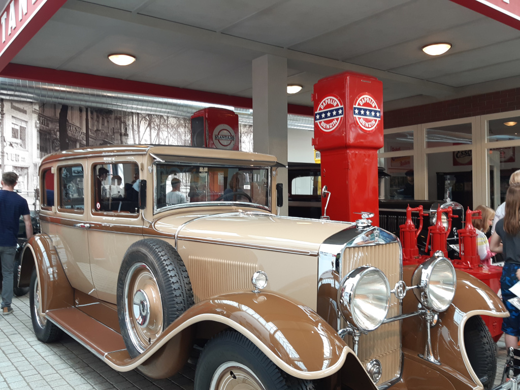 Horch1
