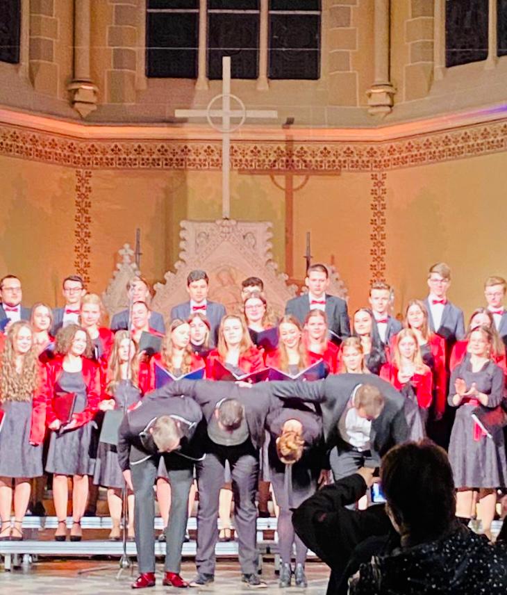 PHOTO 2022 10 14 22 22 11