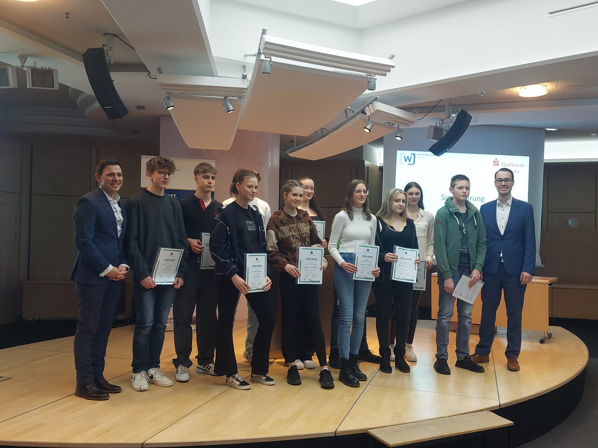 Wirtschaftswissen im Wettbewerb III