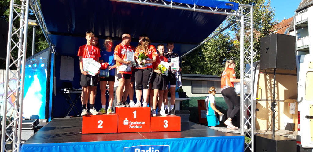 Wanderpokale im Triathlon gehen an das CWG