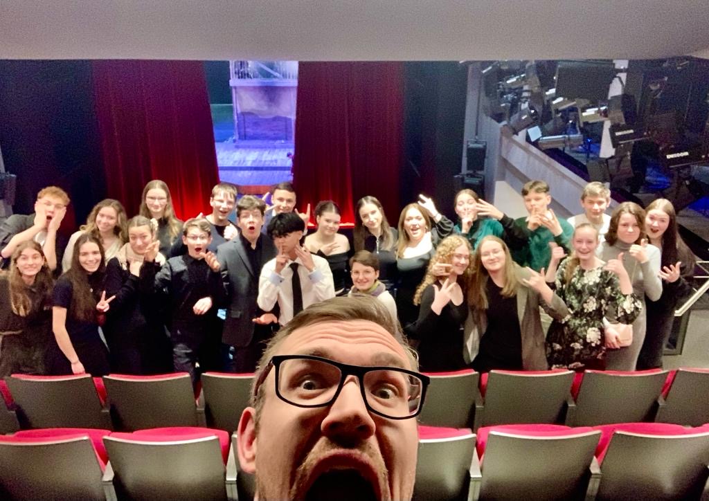 152a0bf2 a828 4b2c abb9 71a935430d19