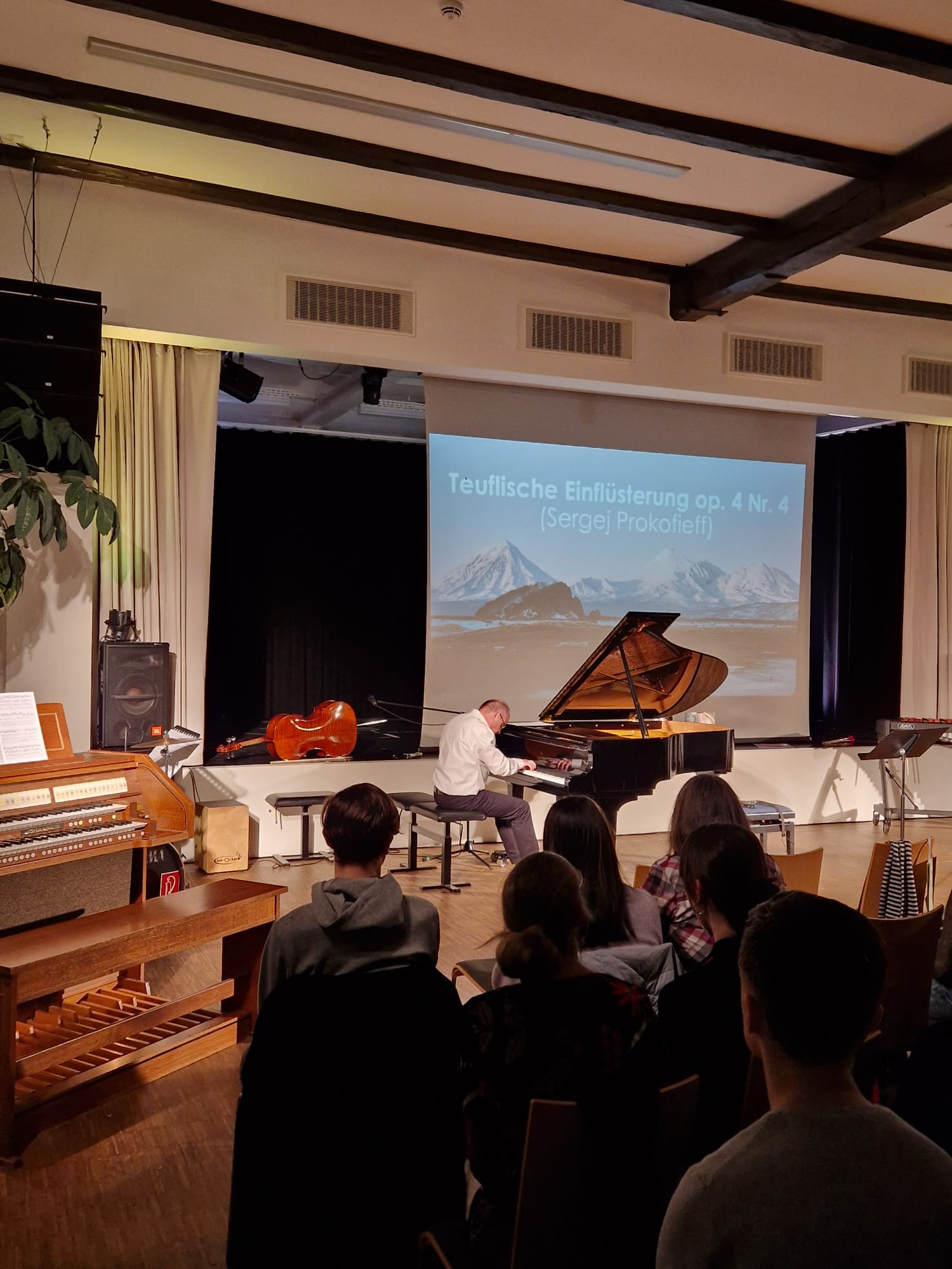 PHOTO 2024 03 25 21 59 16