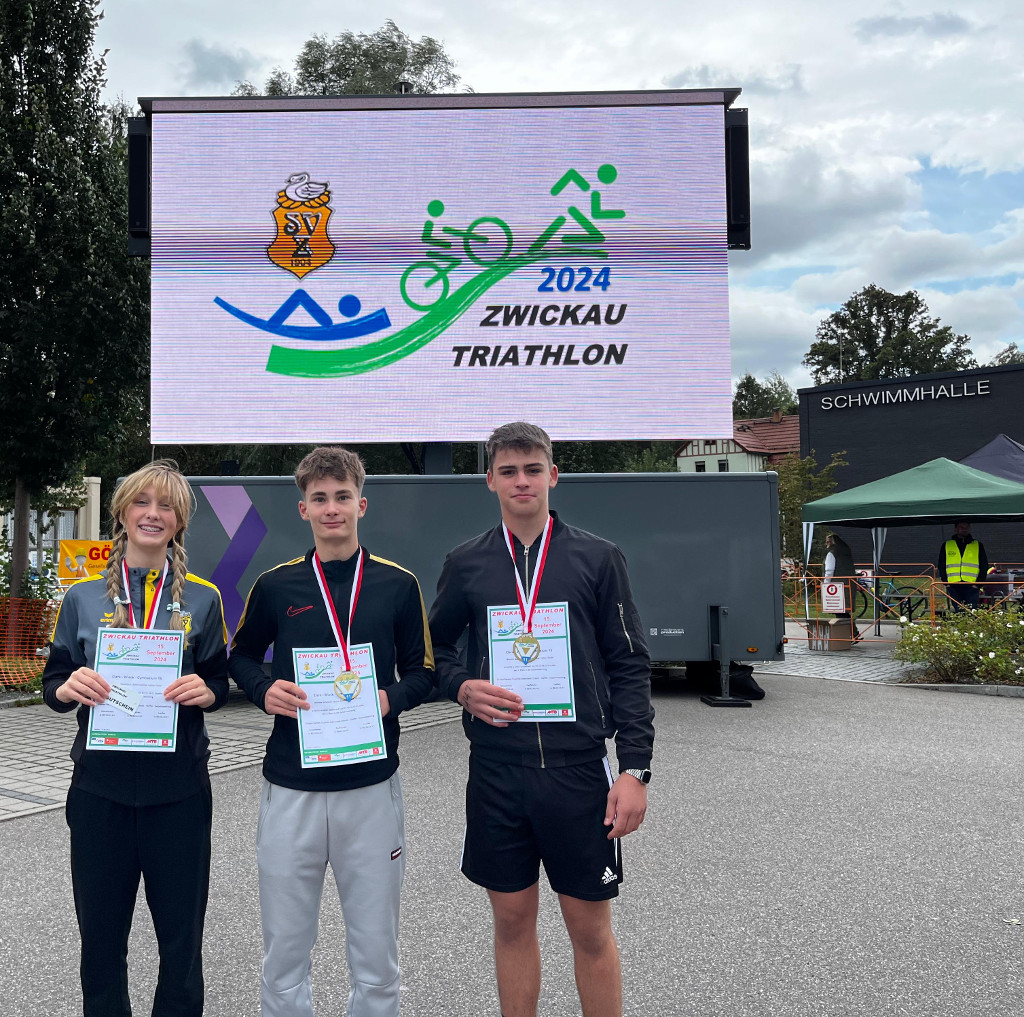 2 Pokale beim Triathlon der Stadt Zwickau