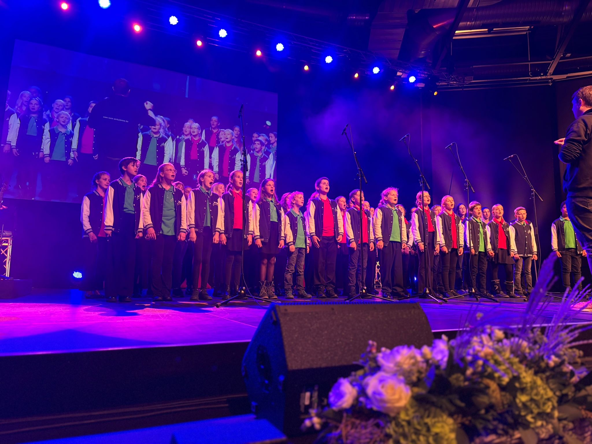 Kinderchor beim Kessel Buntes