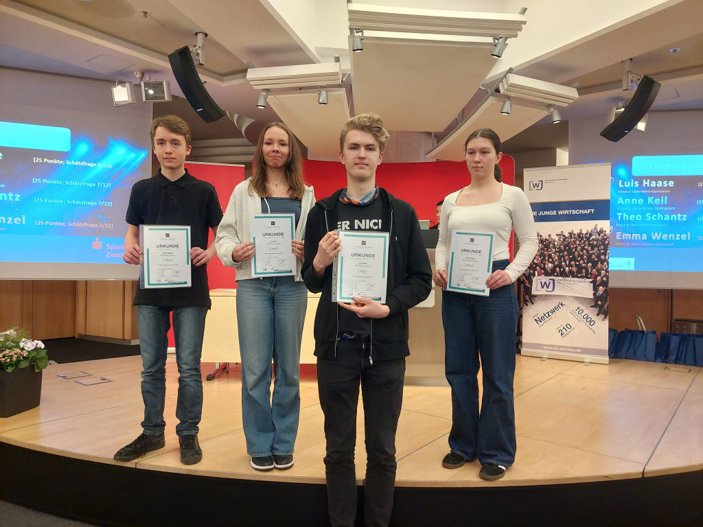 CWG stellt wiederum den Kreissieger im „Wirtschaftswissen im Wettbewerb 2024/2025“