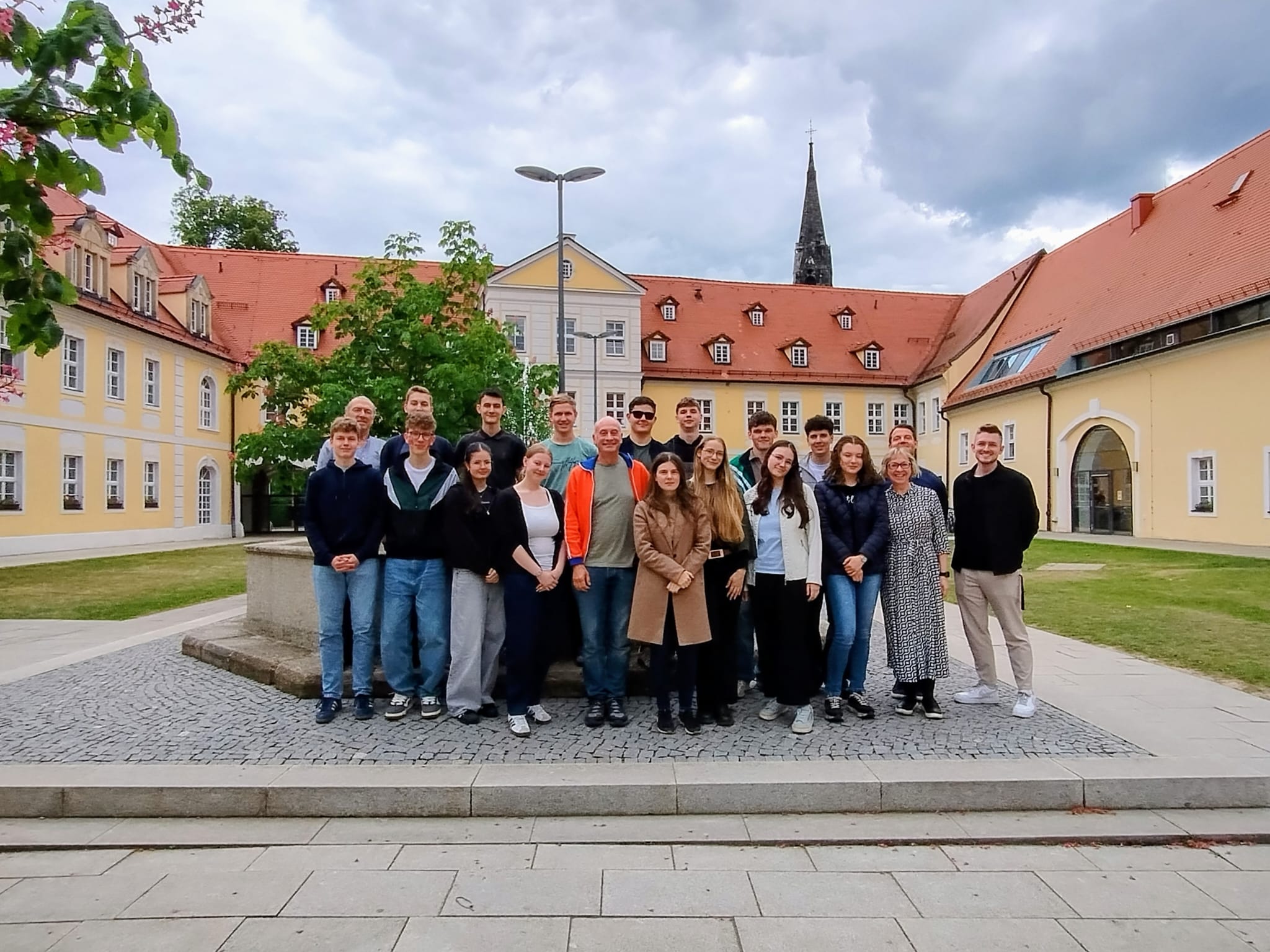 „Alfons spielt für Schulen“