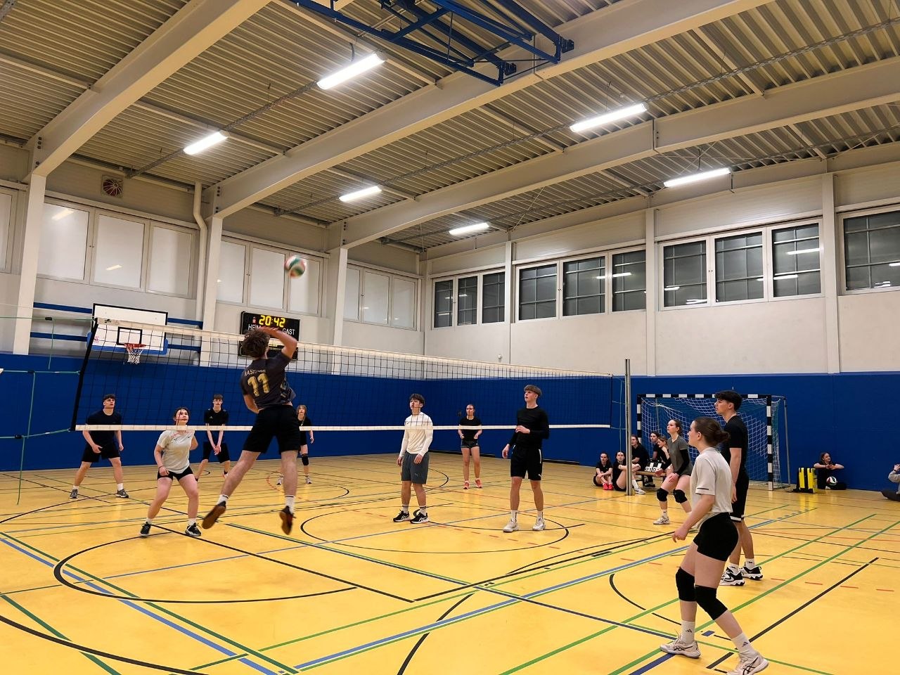 Aprilscherz: Ballsportnacht am CWG